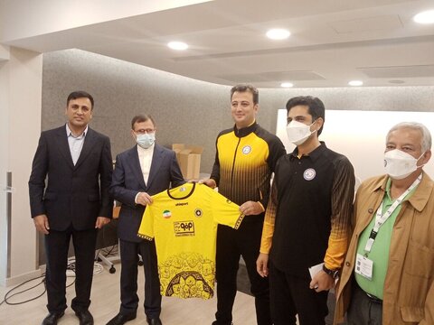 تقدیر سفیر ایران در یونان از فولاد مبارکه