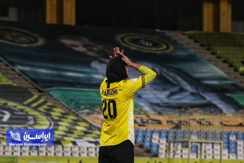 سپاهان ۲ _ شهرداری سیرجان ۱/ پیروزی بزرگ در گودال مرگ