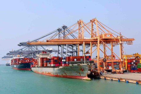 رشد ۴ درصدی صادرات غیرنفتی به عراق/ افزایش ۳۶ درصدی صادرات ۶۲ زیرگروه کالایی