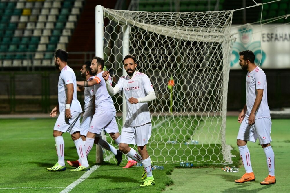 ون‌پارس ۱ _ شهرداری بندرعباس ۰/ ون‌پارس در آستانه صعود به لیگ یک 