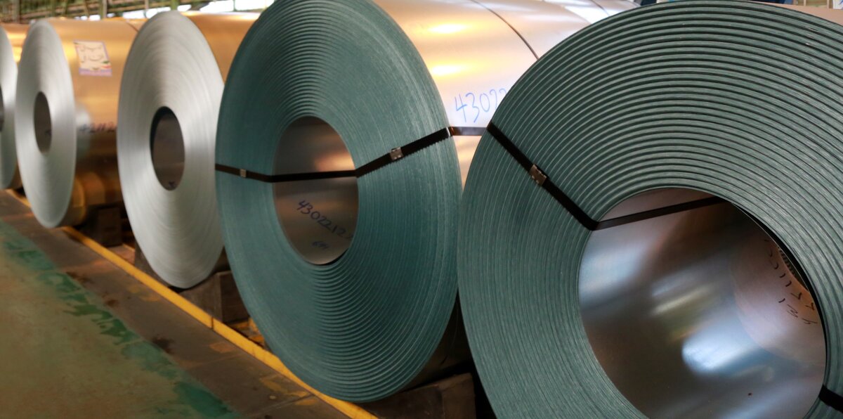 مقایسه عملکرد تولید در فولاد مبارکه در سال ۱۴۰۱ با سال ۱۴۰۰