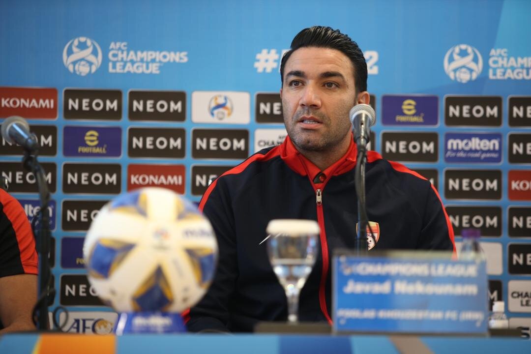 اعتراض نکونام به شرایط ورزشگاه بازی با پیکان