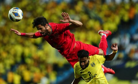 التعاون ۳ _ الدحیل ۴ / امید سپاهان به پاختاکور