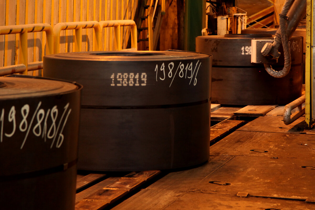 رکوردهای تولید روزانه و ماهانه گروه فولاد مبارکه