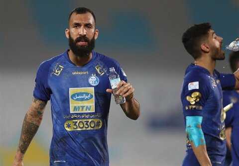 چشمی: برابر سپاهان برای پیروزی وارد زمین شدیم