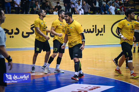 میزبانی سپاهانی‌ها از رقبا/ رقابت کلاسیک شاگردان رحیمی‌زاده با مس