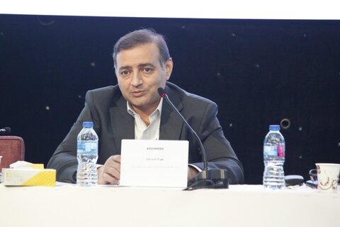 برای اکتشاف عمیق در حوزه سنگ آهن نیاز به دستگاه و دانش داریم