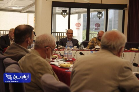 وبینار «ارائه تجربیات فولاد مبارکه در زمینه کاهش مصرف آب»