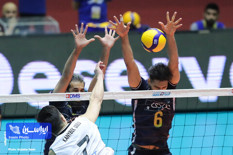دیدار تیم‌های والیبال پیکان ایران و تاراز قزاقستان