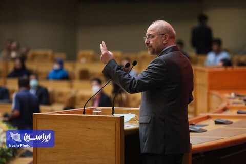 بازدید رئیس مجلس شورای اسلامی از غرفه فولاد مبارکه در نمایشگاه جانبی نخستین رویداد بین‌المللی خصوصی‌سازی اقتصاد ایران