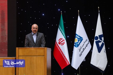 بازدید رئیس مجلس شورای اسلامی از غرفه فولاد مبارکه در نمایشگاه جانبی نخستین رویداد بین‌المللی خصوصی‌سازی اقتصاد ایران