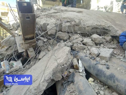 عملیات آواربرداری در ساختمان مترو پل