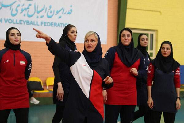 ۱۸ والیبالیست به اردوی تیم ملی والیبال زنان دعوت شدند
