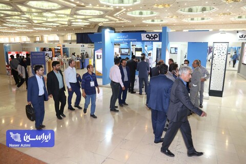 غرفه شرکت فولاد مبارکه در نخستین رویداد ملی "عصر امید "