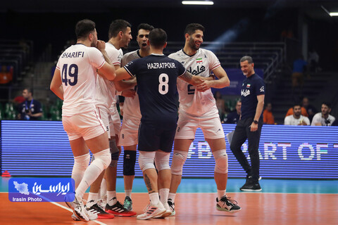 مصاف تیم ملی والیبال ایران و چین
