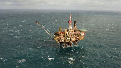 افزایش اندک تولید نفت بر خلاف انتظار ایالات متحده