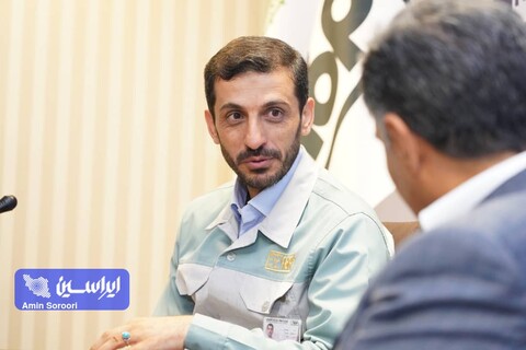 تفاهم‌نامه همکاری بین بانک تجارت و شرکت فولاد مبارکه