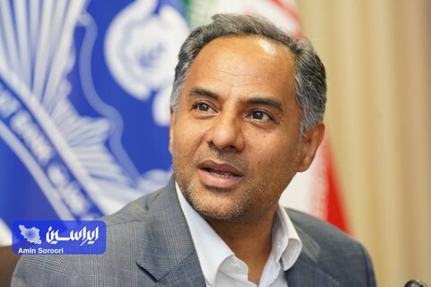 تفاهم‌نامه همکاری بین بانک تجارت و شرکت فولاد مبارکه