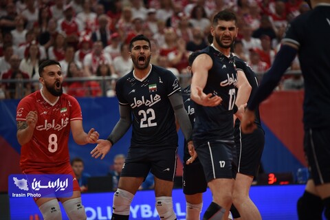 دیدار تیم‌های والیبال ایران و لهستان