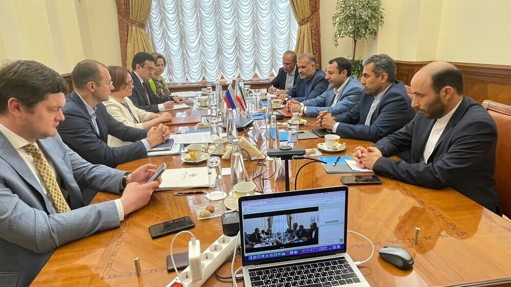 توافق بانک مرکزی ایران و روسیه برای توسعه همکاری‌های پولی و بانکی