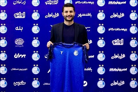 قرارداد عارف غلامی با استقلال تمدید شد