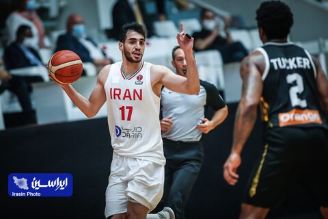 دیدار تیم‌های بسکتبال ایران و اردن