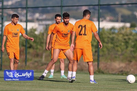 رونمایی از اولین ترکیب سپاهانِ مورایس