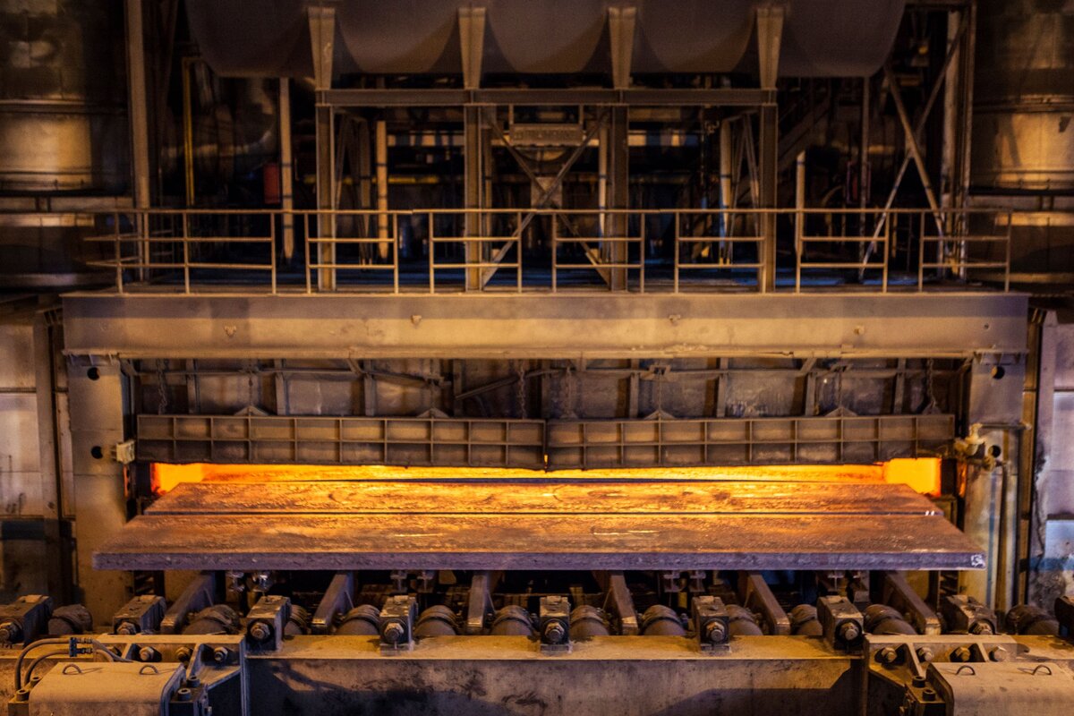 کارنامه ۷۲ سال گذشته فولاد نمایانگر رشد ۱۰۰ برابری تولید فولاد خام جهان