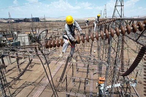 تعمیرات اساسی ترانس ۱۶۵کیلوولت فولادسازی در فولاد خراسان