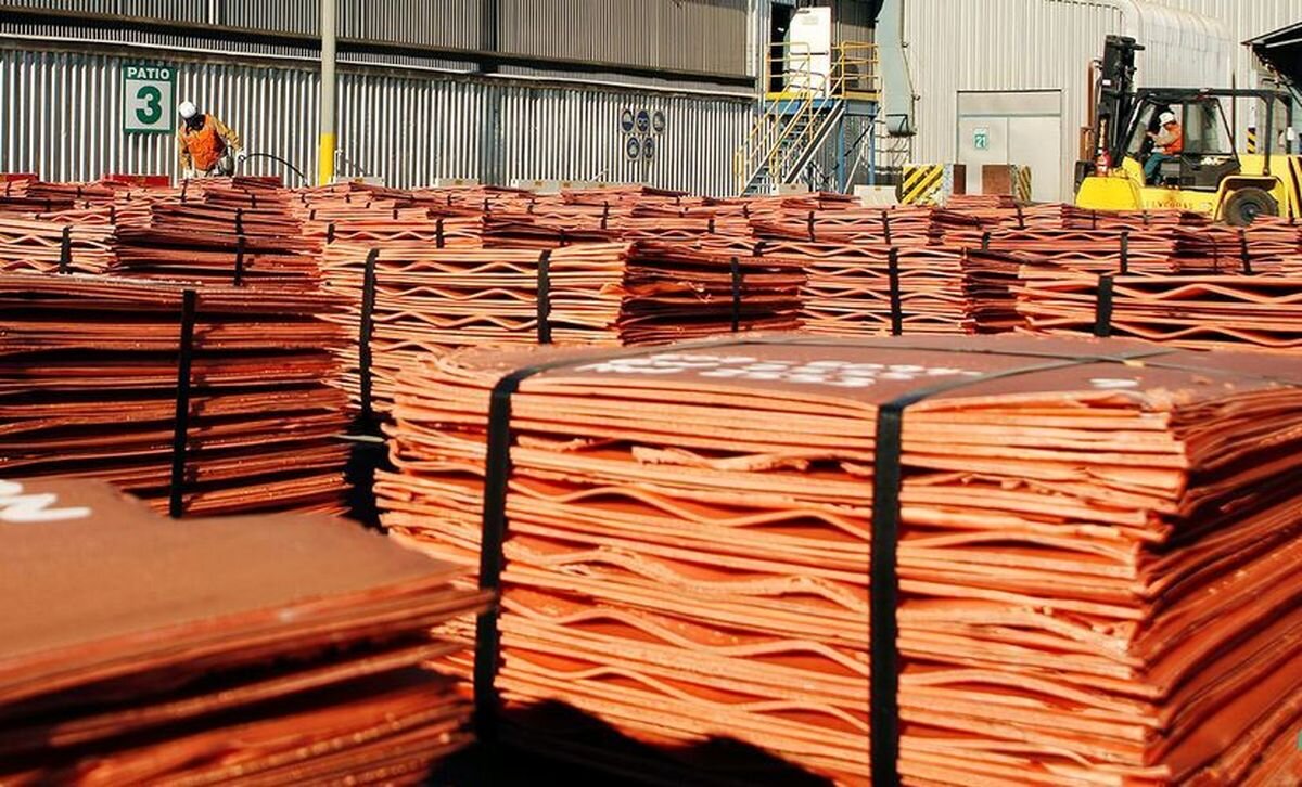 نقش پررنگ دلالان در بازار جهانی فلزات 