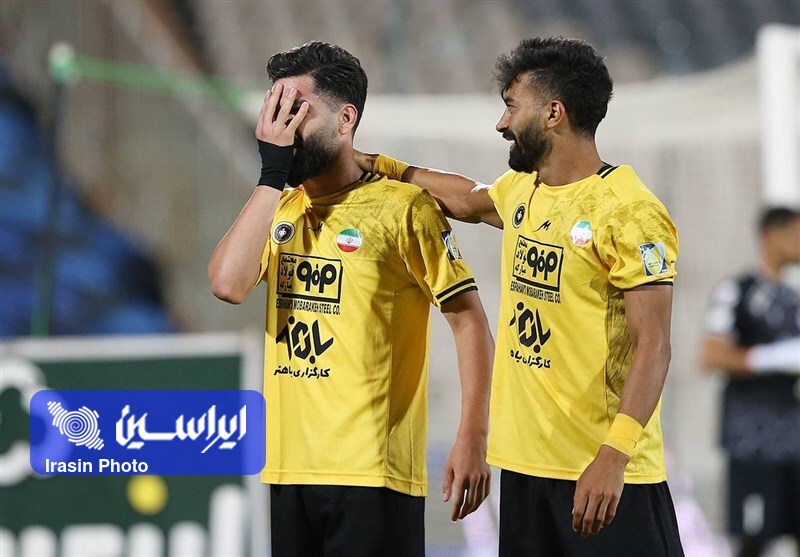 سپاهان ۲ _ نساجی ۱/ کامبک با درخشش کاپیتان در گودال مرگ