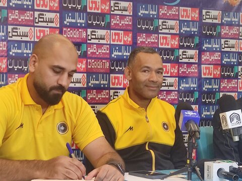 به آینده سپاهان باور دارم