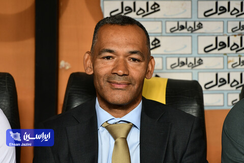 مورایس: حضور تماشاگران در ورزشگاه برای جامعه مفید است