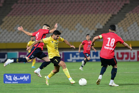 بازی فولاد مبارکه سپاهان- نساجی مازندران