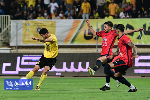 بازی فولاد مبارکه سپاهان- نساجی مازندران