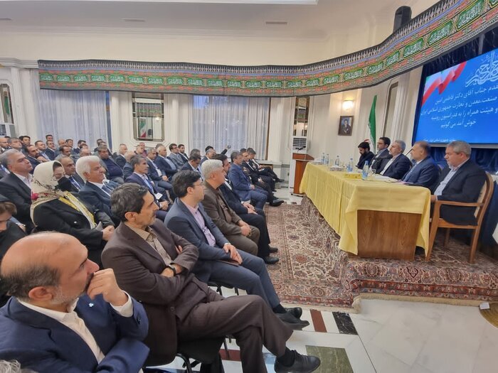 بخش صنعت نیازمند سند راهبردی است/ حذف ۲۴۵ قانون دست و پاگیر