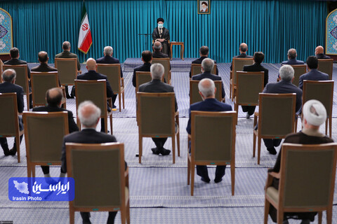 دیدار رئیس‌جمهور و اعضای هیئت دولت با رهبر انقلاب
