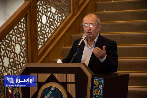 لزوم استفاده از نیروهای متخصص و جوان در صنعت فولاد