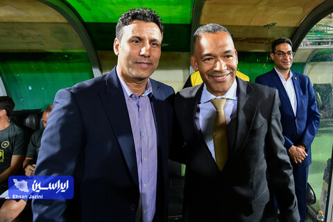 دیدار تیم‌های ذوب‌آهن و فولاد مبارکه سپاهان