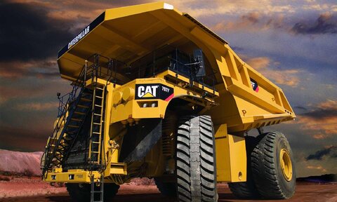 لزوم تامین نیاز کشور به ماشین‌آلات معدنی و راه‌سازی از طریق واردات