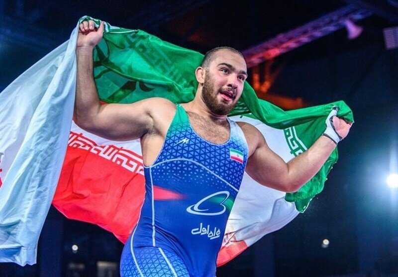 امیرحسین زارع از اردوی تیم ملی کشتی اخراج شد!