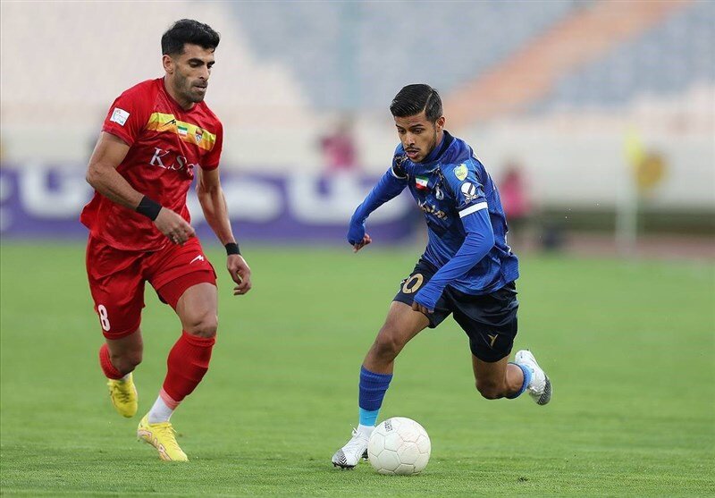 استقلال ۱ _ فولاد ۱/ تقسیم امتیازات در آزادی