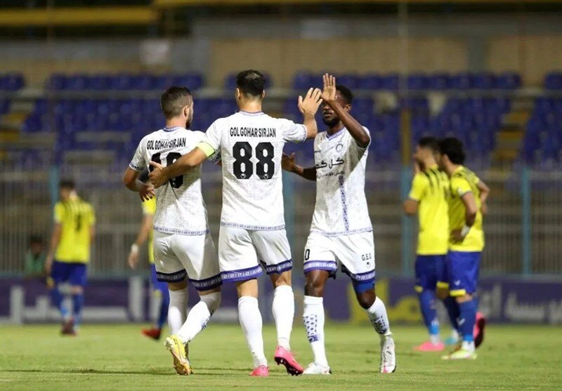 نساجی یک _ گل‌گهر صفر/ ژنرال لغزید و صدر از دست رفت