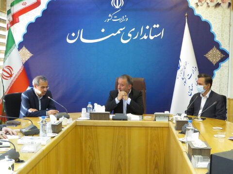 بررسی درخواست ۸ بهره بردار معدن استان سمنان