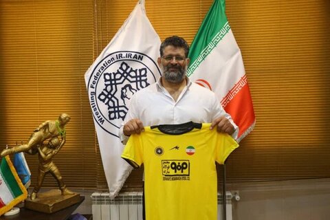 ثبت قرارداد سرمربی و کشتی‌گیران سپاهان