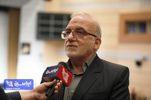 ضرورت جلوگیری از خام‌فروشی با سرمایه‌گذاری در زنجیره فولاد