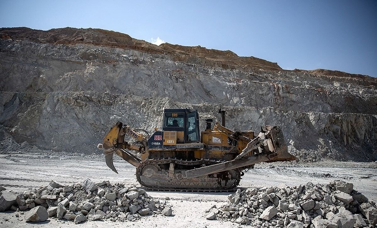 خام‌فروشی کمتر از یک‌درصدی معادن