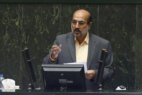 هشدار عضو کمیسیون صنایع و معادن درباره قیمت ارز