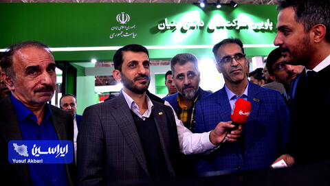 بازدید مدیرعامل فولاد مبارکه از نمایشگاه متافو و غرفه شرکت‌های دانش‌بنیان(۲)