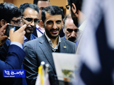 بازدید مدیرعامل فولاد مبارکه از مجموعه غرفه‌های این شرکت در ایران متافو 2022